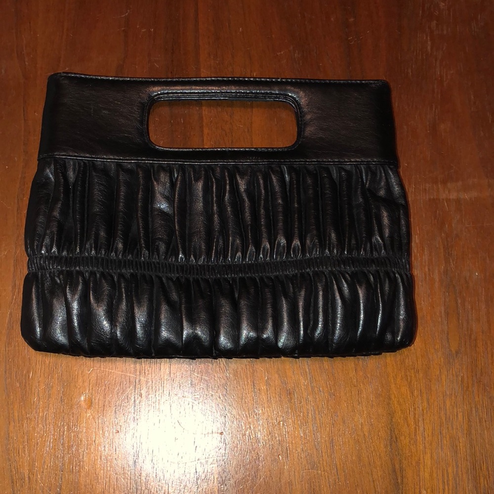 Pleated black clutch
